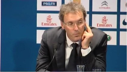 PSG : Laurent Blanc fait un doigt d'honneur à un journaliste !