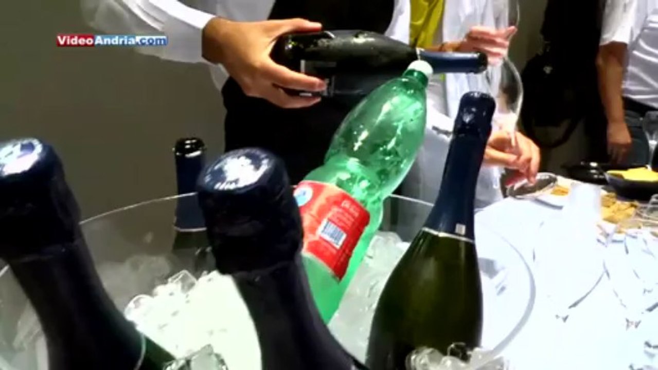 Evento musicale presso "Mastrodonato Interiors e Design" con le opere di Matteo Leonetti