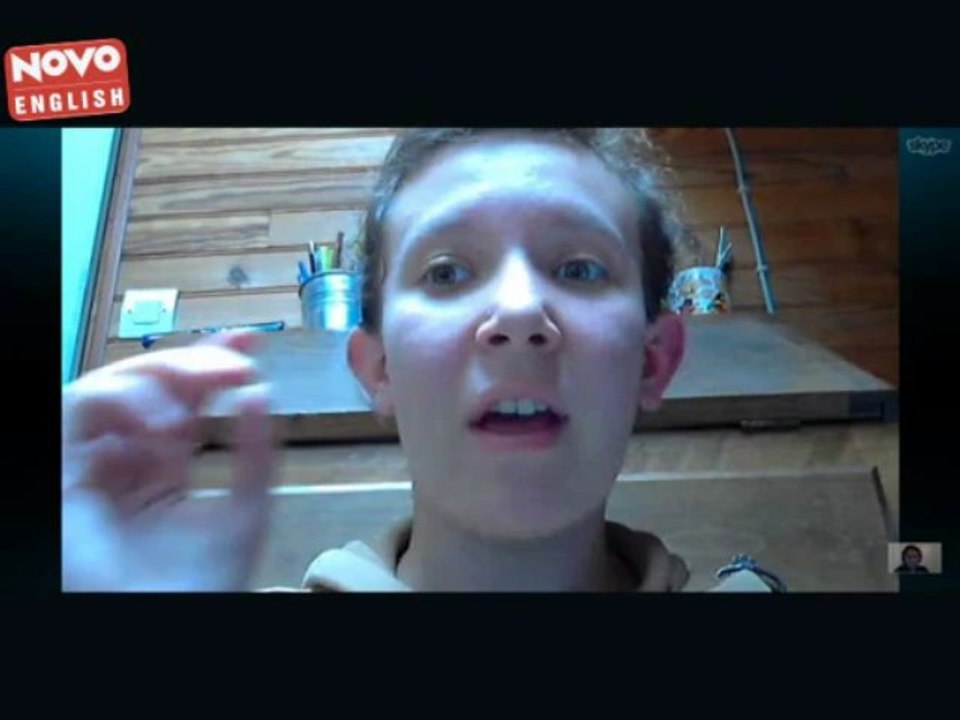 NovoEnglish-Apolline-Cours-d-Anglais-par-visioconference-pour-enfants-et-adolescents