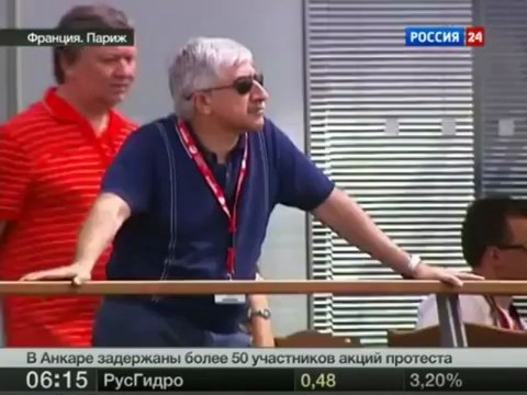 Это не самолет, это просто НЛО - российский истребитель Су-35 потряс Ле Бурже