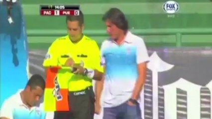 Enorme lob  de Fernando Cavenaghi avec Pachuca