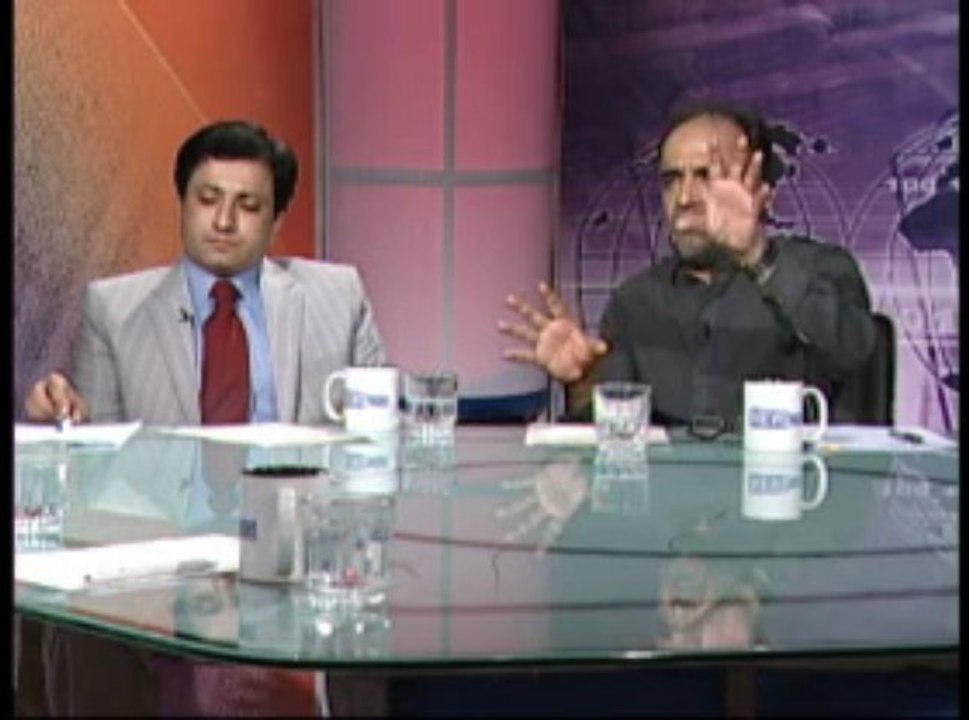 Article 6 , Swis case...BAAT KAHAN TAK JAE GI  (NEWS NIGHT.28-06-2013)