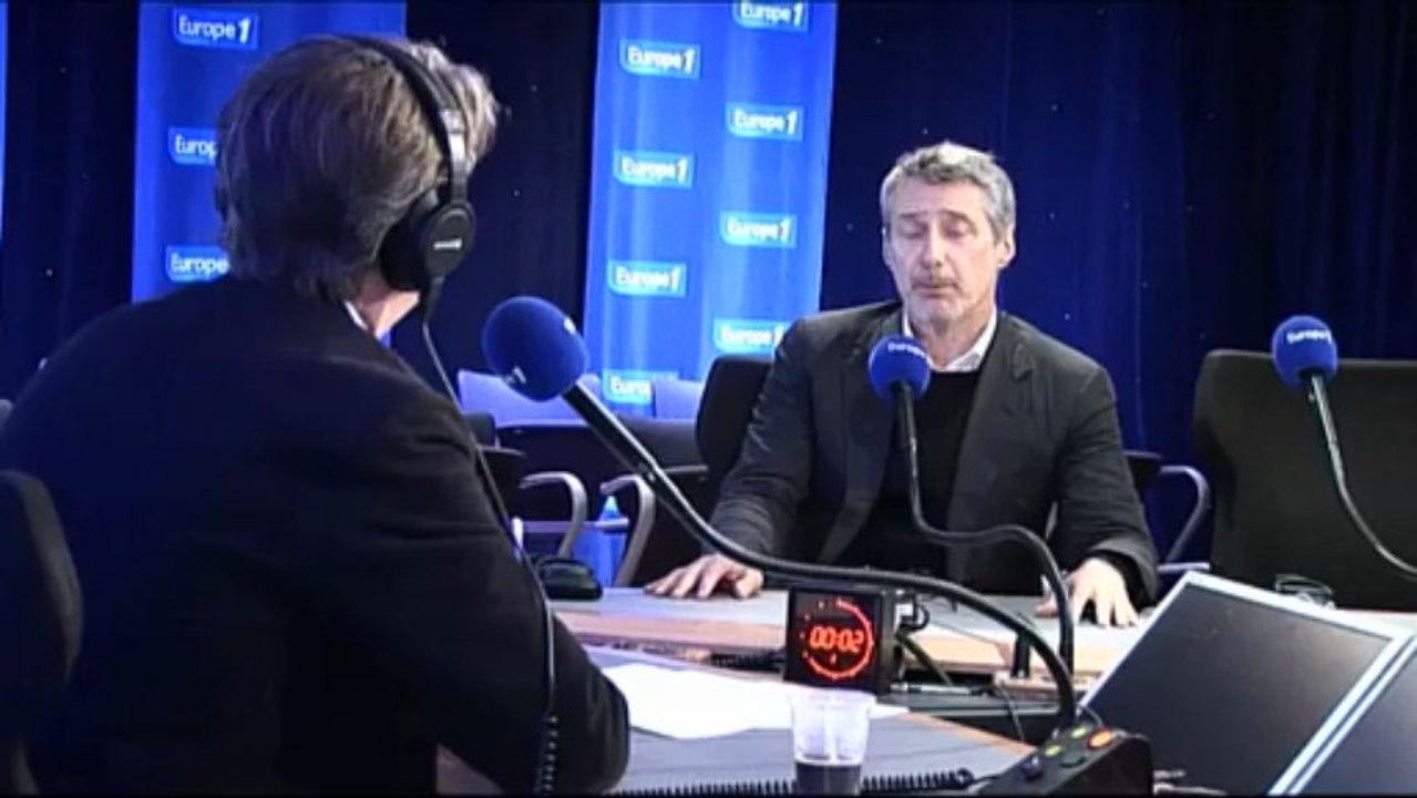 De Caunes veut un Grand Journal "bordélique"