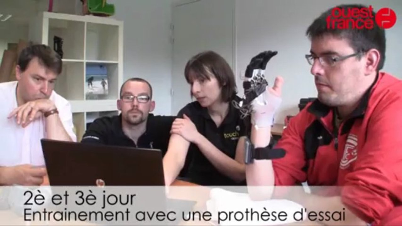 Main bionique à Vern-sur-Seiche (35)