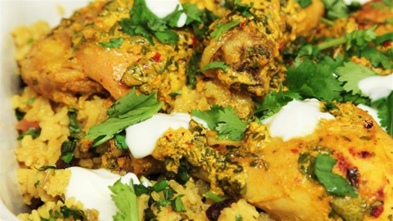 How To Cook Baked Yoghurt And Lemon Chicken