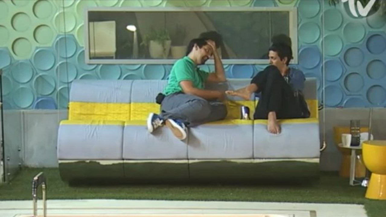 יניב וענת מרכלים על גילי