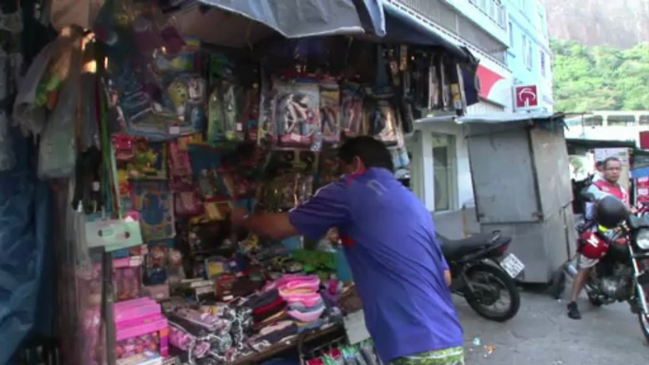 A favela desceu para o asfalto e protestou