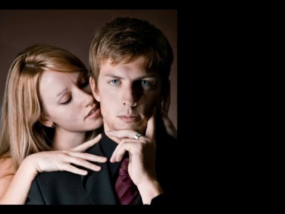 Pickup Artist Training Video Excerpt: Body Language Basics - how to talk to women