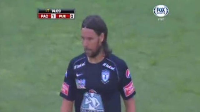 Le but de 50 mètres signé Cavenaghi !