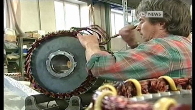 CRISI, 80.000 POSTI DI LAVORO IN FUMO