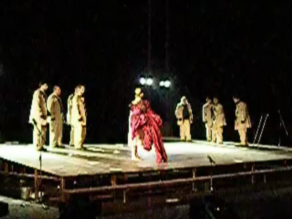 Απόσπασμα από την παράσταση Αγαμέμνων του Αισχύλου, ΔΗΠΕΘΕ Κοζάνης, Υπαίθριο Θέατρο Κοζάνης-28.6.13