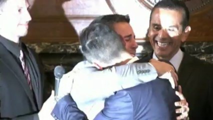 Gay marriage: California couples tie the knot