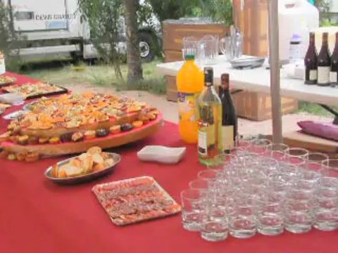 Le buffet était prêt..........Inauguration de la mairie et la poste.