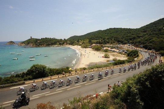 FR - Magazine - Étape 1 (Porto-Vecchio > Bastia)