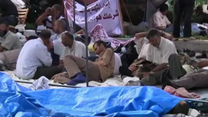 Thousands of protesters gather in Egypt