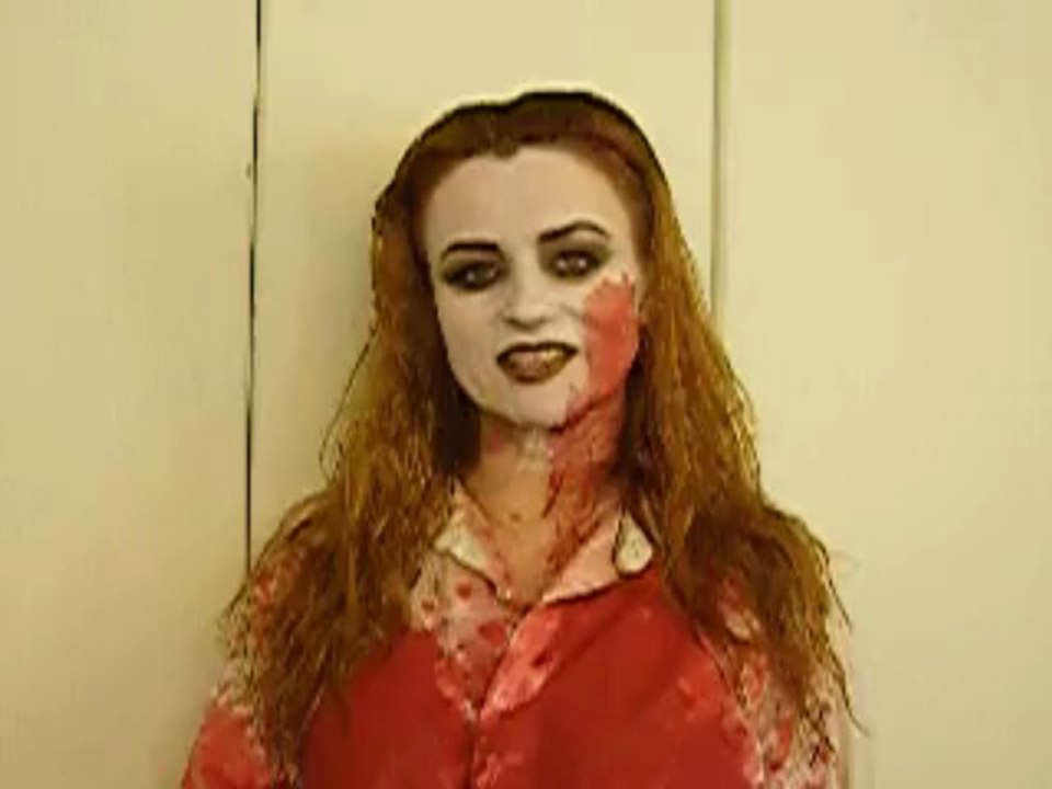 Η Καριοφυλλιά Καραμπέτη μιλά στη "ΔΥΤΙΚΗ" αμέσως μετά την παράσταση Αγαμέμνων του Αισχύλου, ΔΗΠΕΘΕ Κοζάνης, Υπαίθριο Θέατρο Κοζάνης, 28.6.13