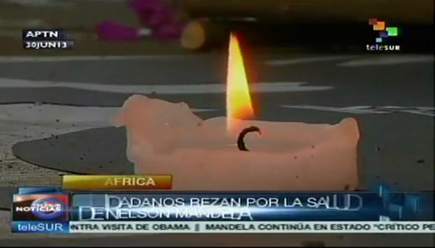 Miles de sudafricanos oran por la salud de Mandela
