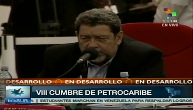 Gonsalves destaca legado de Hugo Chávez y Fidel Castro
