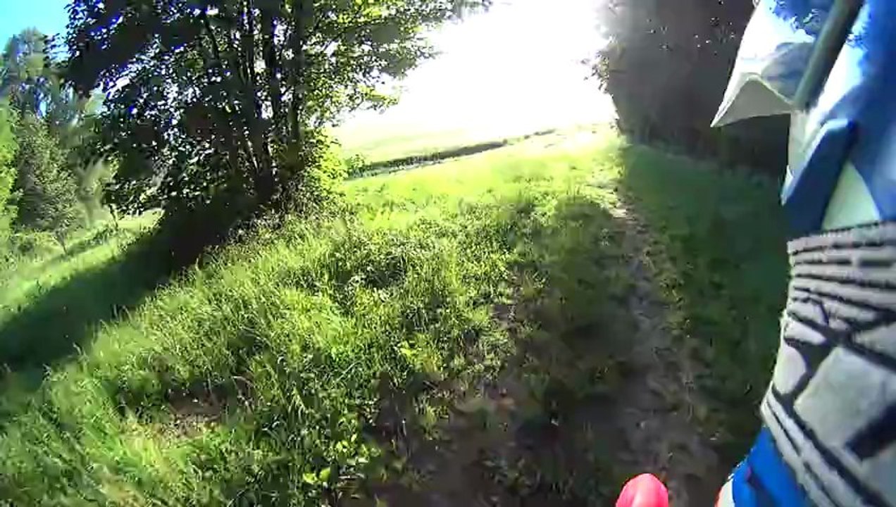ENDURO 77 - Passage gué