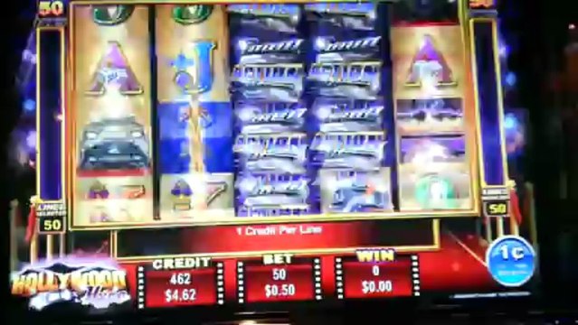 ninetales playing the pokies (aka poker machine)