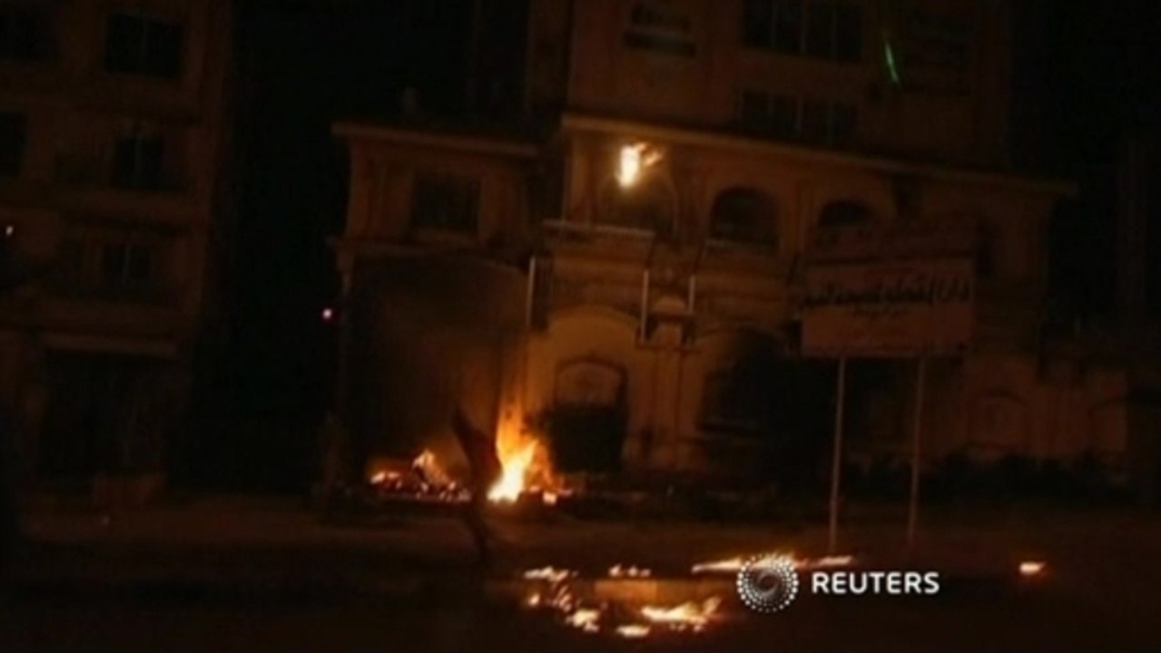 Egyptian torch Muslim Brotherhood headquarters