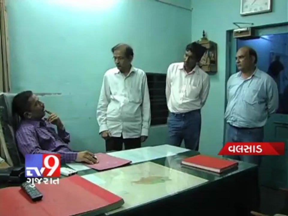 Tv9 Gujarat - Water tank collapsed in Valsad