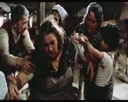 Ettore Scola | Brutti sporchi e cattivi - Affreux, Sales et Méchants | (1976)