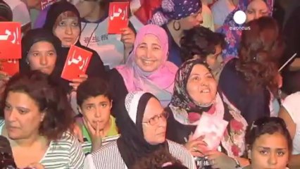Egyptians turn out in their thousands to call on...