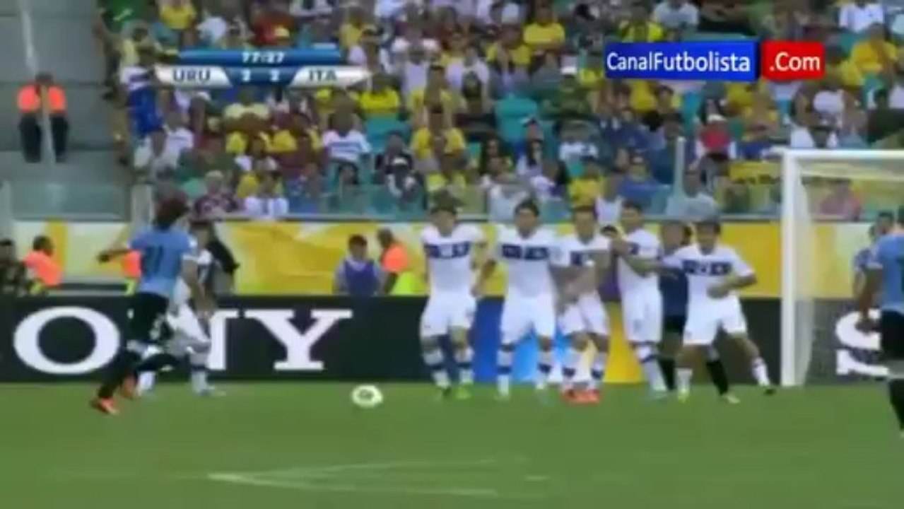 Έντισον Καβάνι vs Ιταλία (30/6/2013)