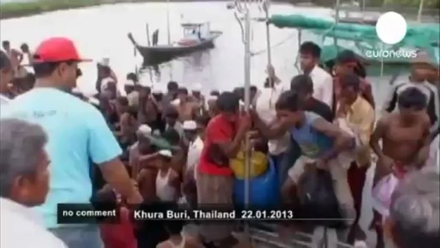 محنة الروهنجيا المسلمين الفرار من بورما - Escape from Burma the plight of Rohingya Muslims