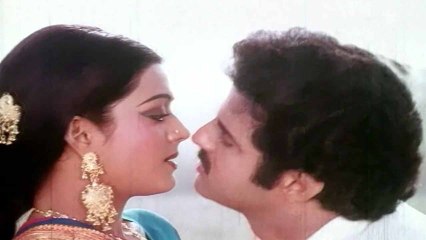 Allari Krishnaiah Songs-Aashadam Vachindhi Andalaku - Balakrishna, Bhanu Priya - HD
