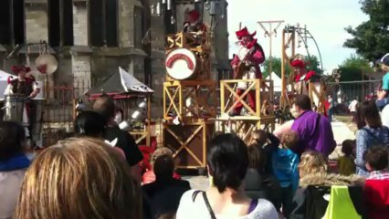 Beauvais : les Carillonneurs,  un spectacle à voir sans modération