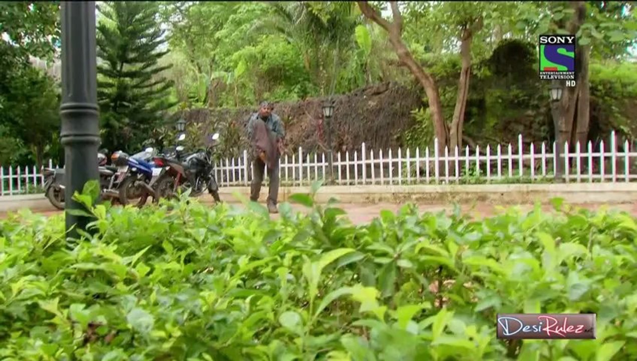 Dil Ki Nazar Se Khoobsurat - 1st July 2013 Part2