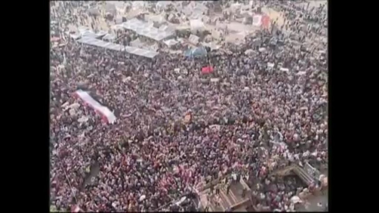 Explosion de joie place Tahrir après l'ultimatum de l'armée