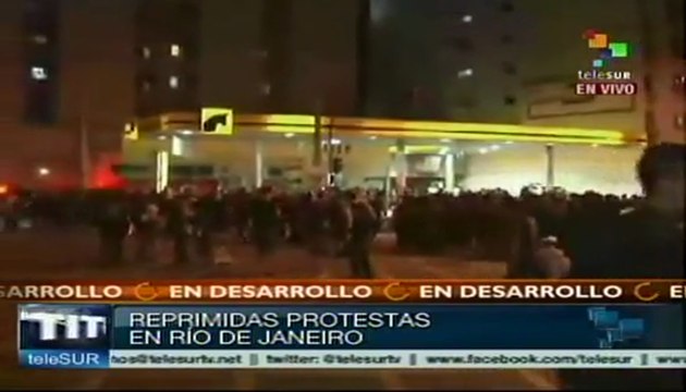 Miles de manifestantes son reprimidos en Brasil