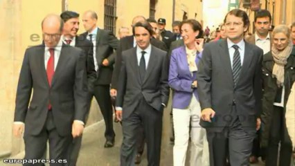 Aznar desmiente los datos publicados por el 'El País'