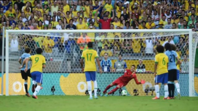 Copa Confederaciones - Julio César y Fred, pilares de Brasil