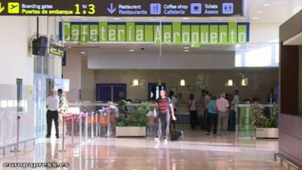 Video herunterladen: El aeropuerto de Badajoz retoma los vuelos