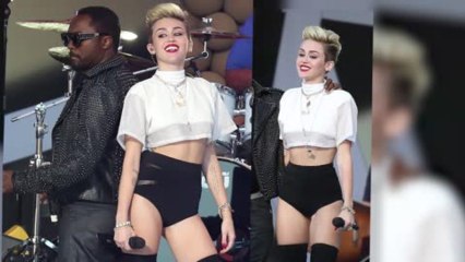 Promis vergessen ihre Kleidungstücke.