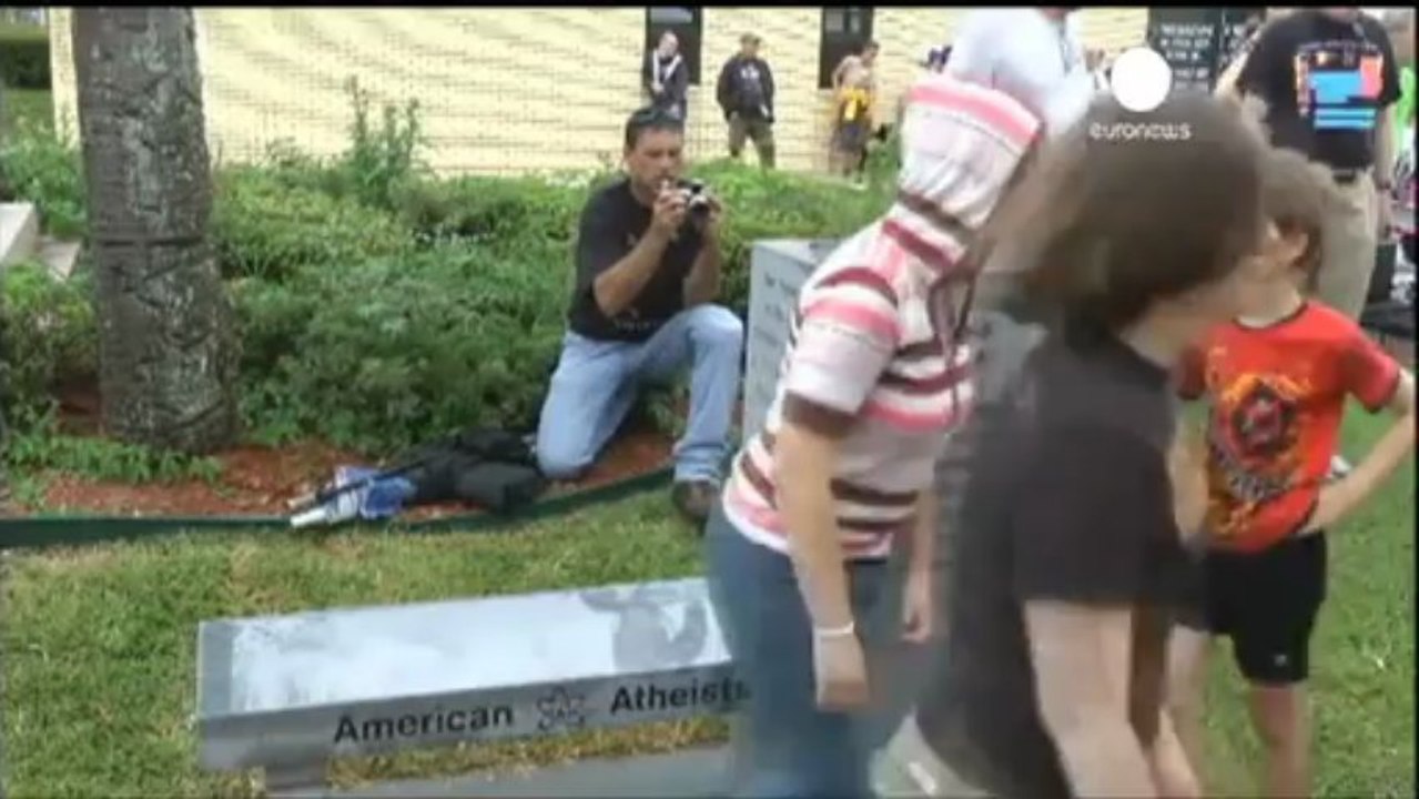 Atheists erect monument to non-belief in Florida to...