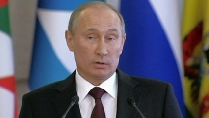 Putin calls on Snowden to stop harming "our American partners"