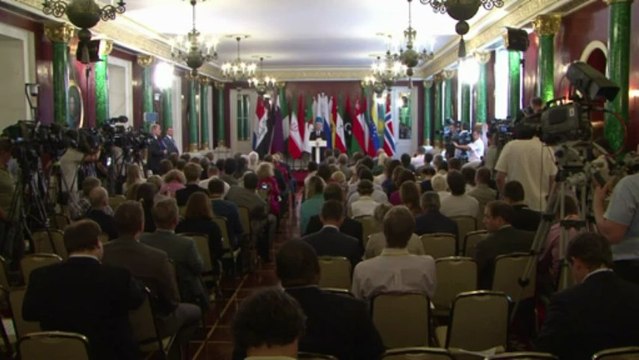 Snowden can stay in Russia if he stops US leaks: Putin