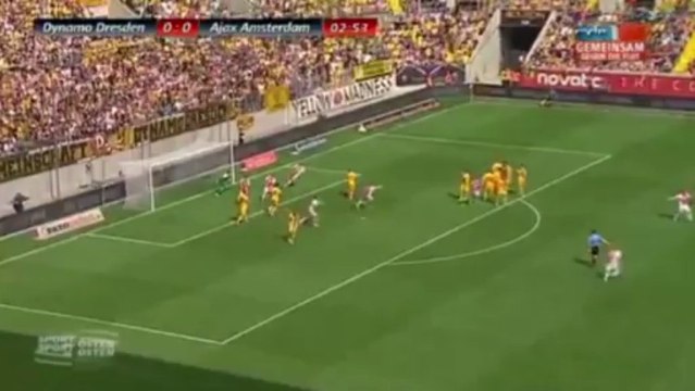 Le prodige Eriksen marque deux coups francs splendides en un match !