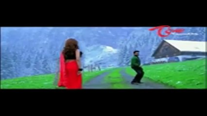 Yevadu Song Teaser |  Nee Jathaga | Ramcharan | Sruthi Hasan