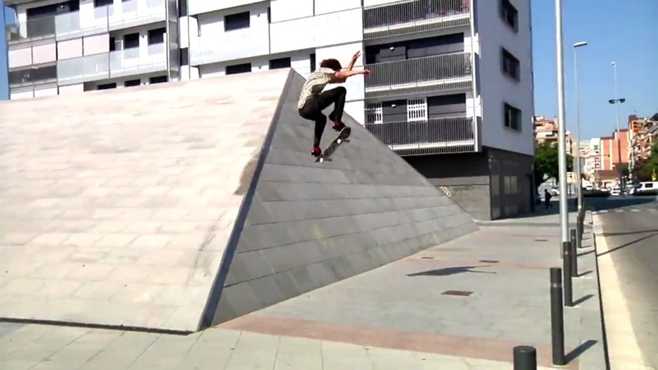 ELEMENT THE EVAN SMITH EXPERIENCE