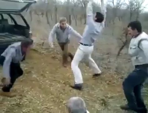 Papi chulo ile Apaçi dansı