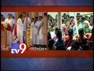 CM Kiran launches 'Bangarutalli' scheme in Hyderabad