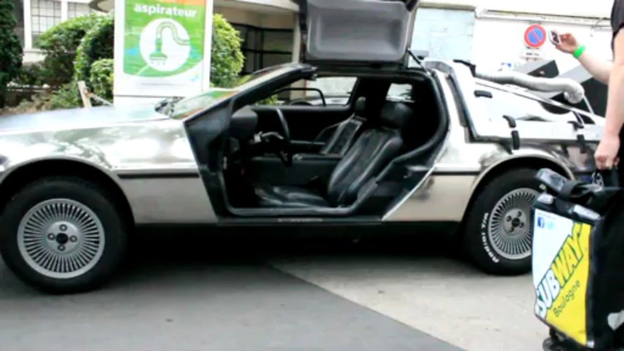 LOCATION DELOREAN DE RETOUR VERS LE FUTURE