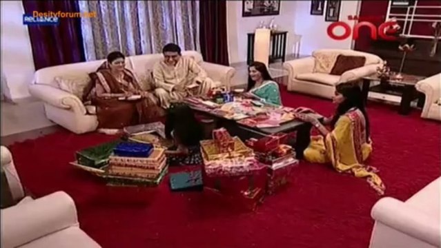 Jhilmil Sitaron Ka Aangan Hoga 2nd July 2013 Video Watch Online pt1