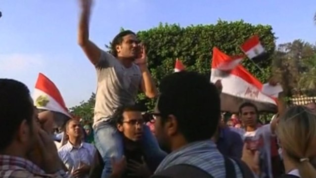 Tensions mount in Egypt as Mursi calls for end to ultimatum